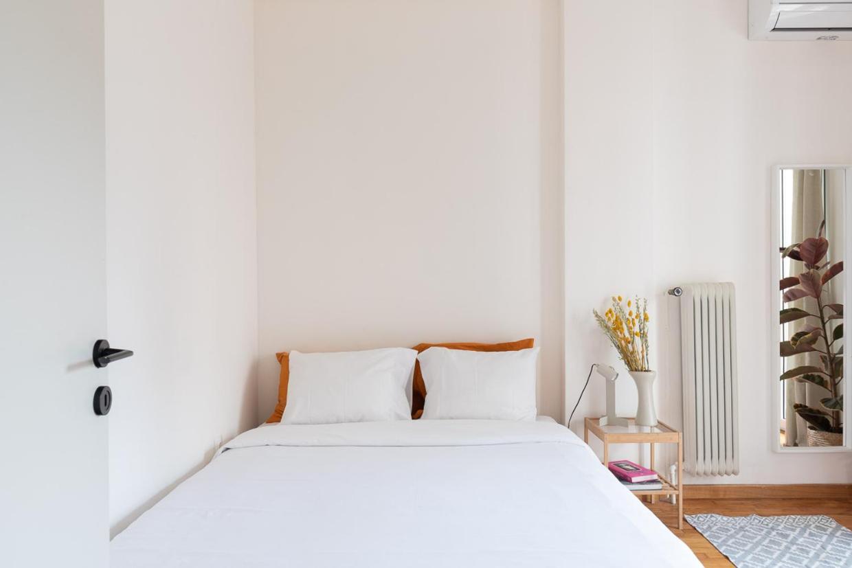Studio With Sunny Balcony In Exarcheia Αθήνα Εξωτερικό φωτογραφία